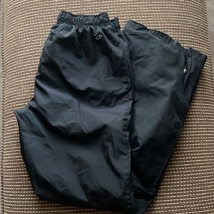 EUC champion swishy pants black size small